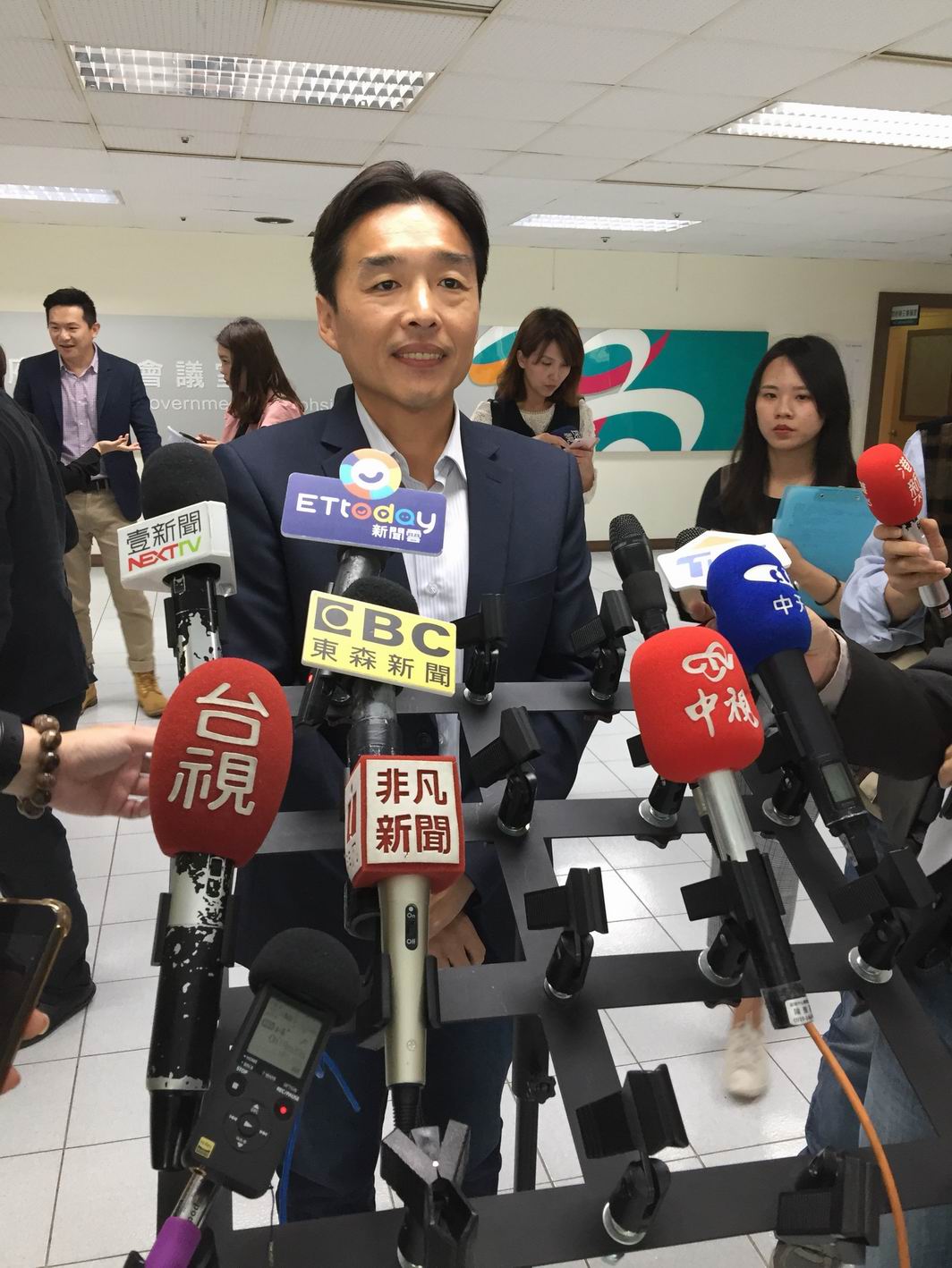 高雄市21位區長異動　民政局長曹桓榮強調適才適所...