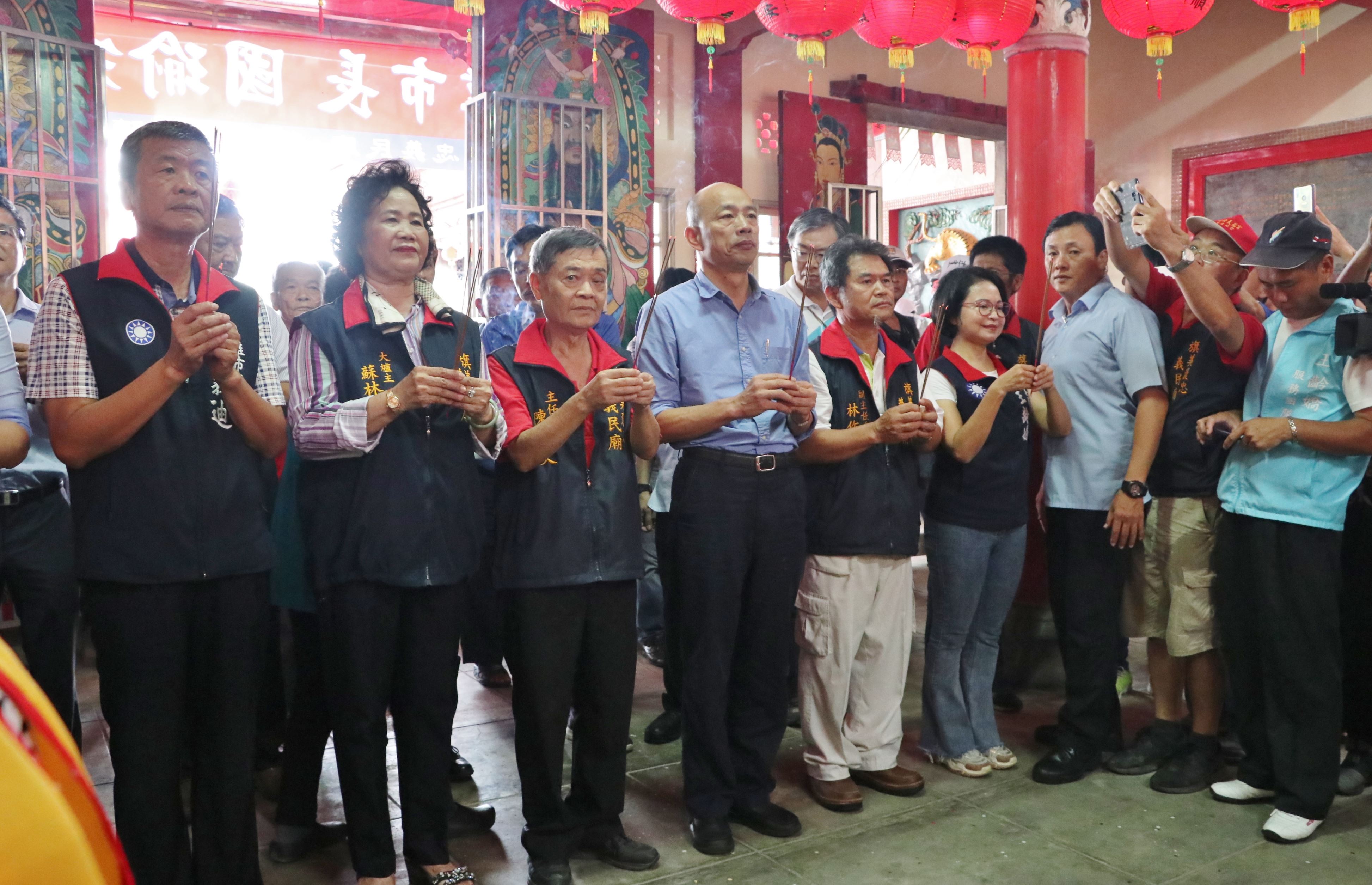 韓國瑜前往旗美褒忠義民廟  祈求高雄風調雨順...