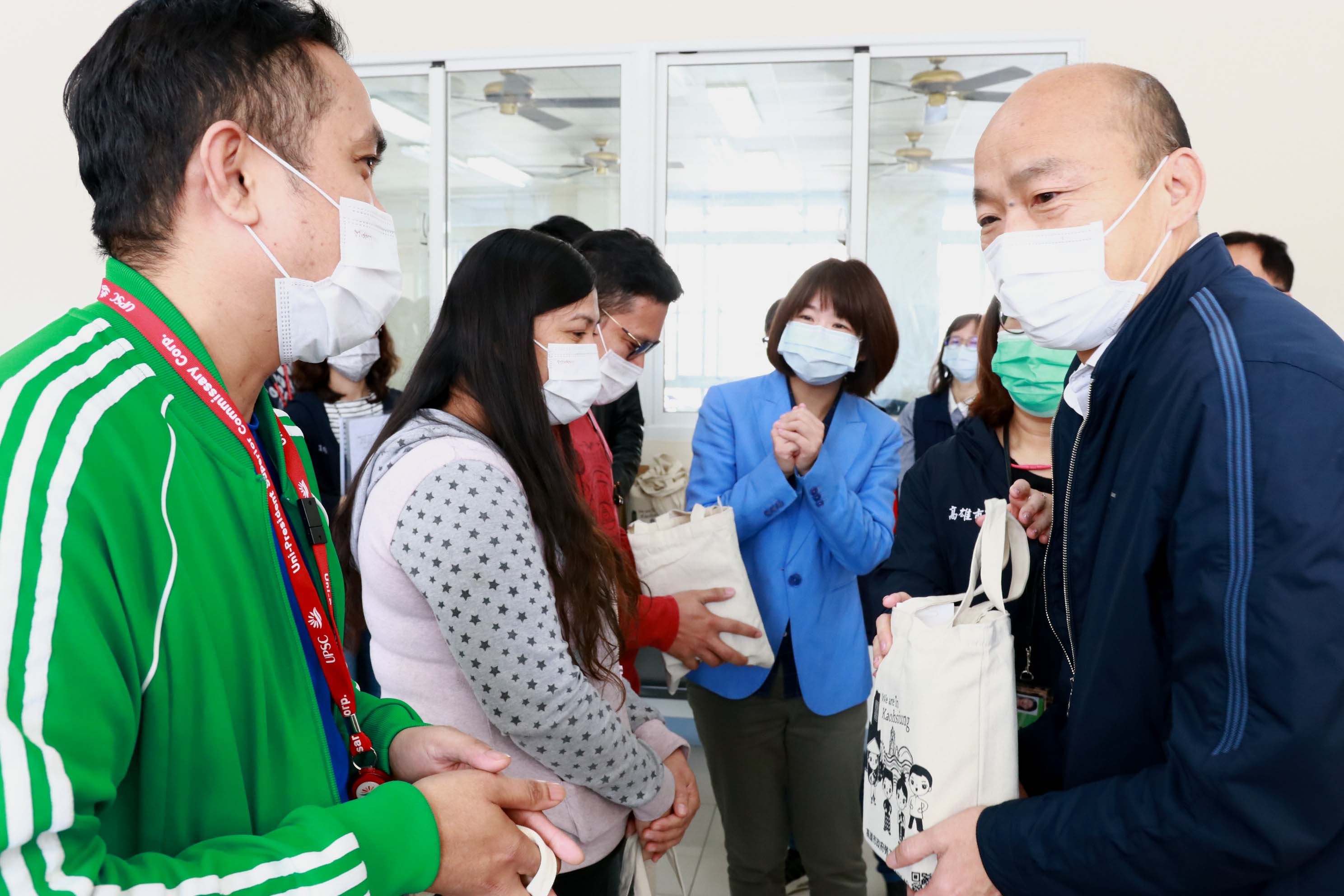 關心高雄移工防疫  韓國瑜籲注重自身健康...