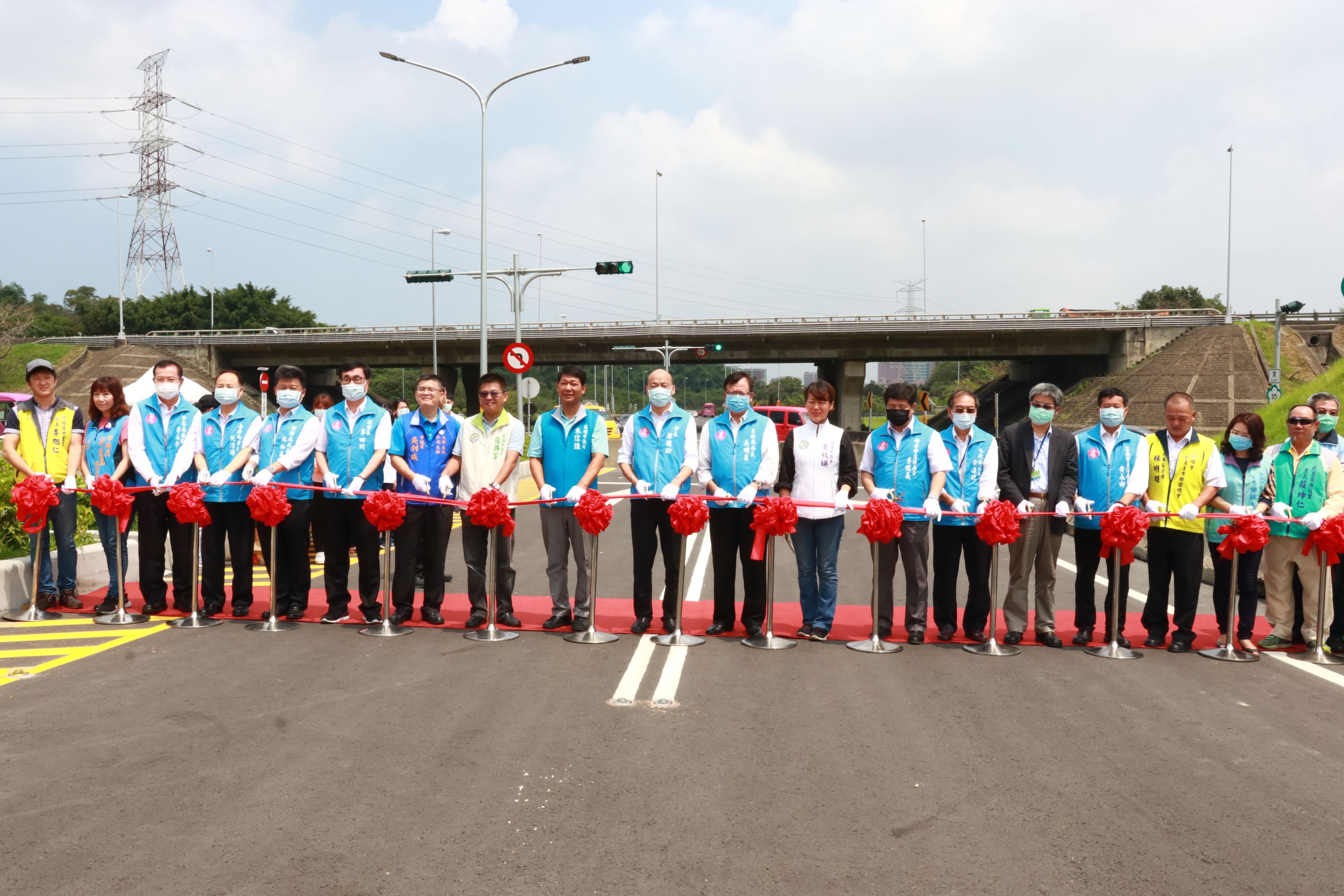 高雄國10燕巢交流道聯絡道通車　 韓國瑜：促進地方經濟發...