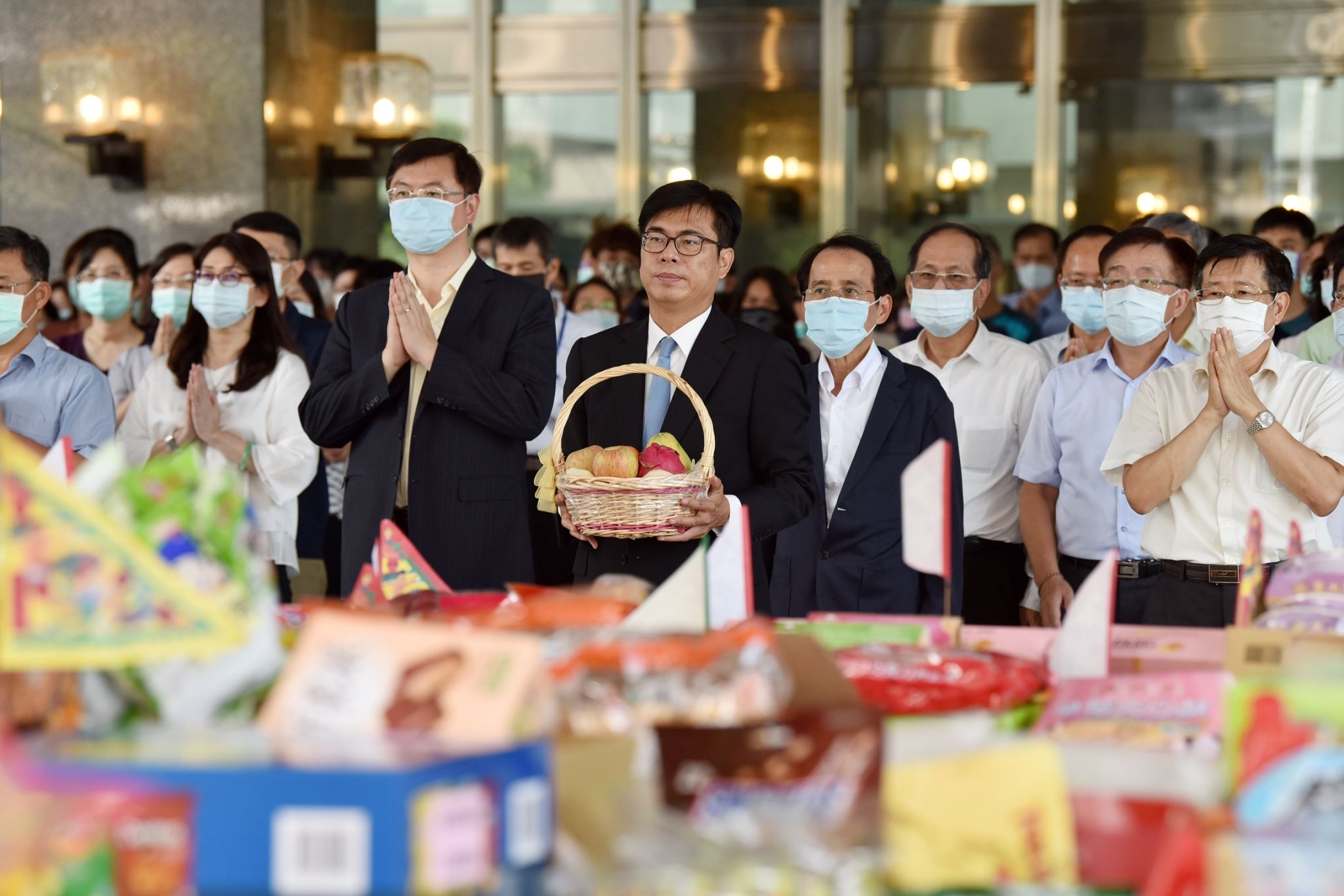 高雄中元普渡祭典  陳其邁:祈求高雄平安順利...