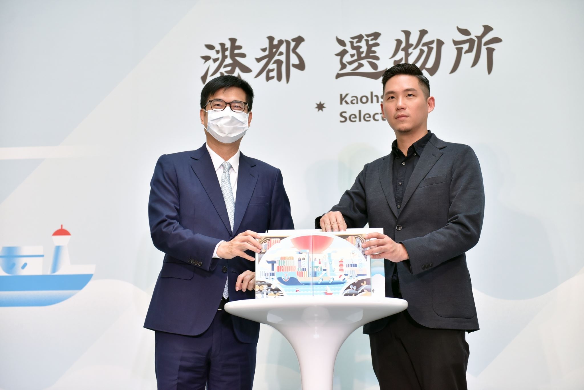 「港都選物所」觀光工廠聯名禮盒開箱  陳其邁：協助產業...
