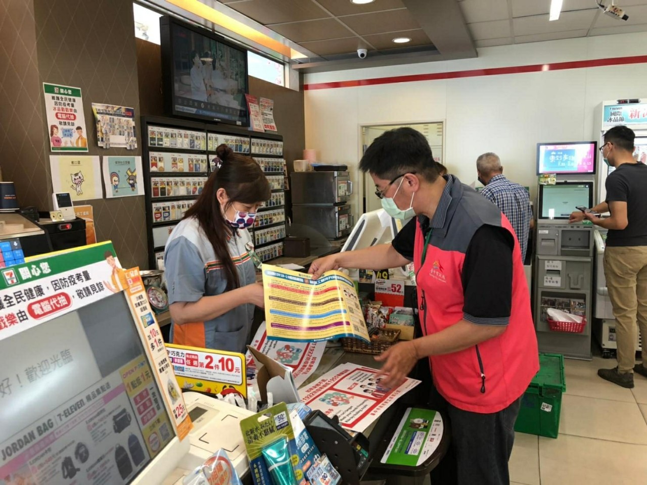 台中加強勞工防疫宣導...