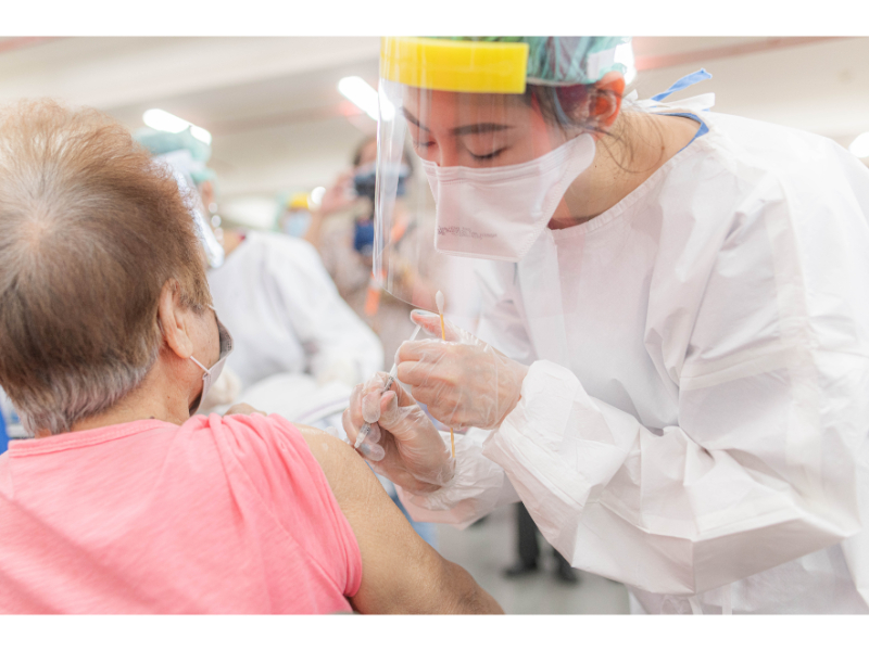桃園疫苗施打採宇美町式注射法 改善動線、舒緩人流，提升接種流暢度與友善度