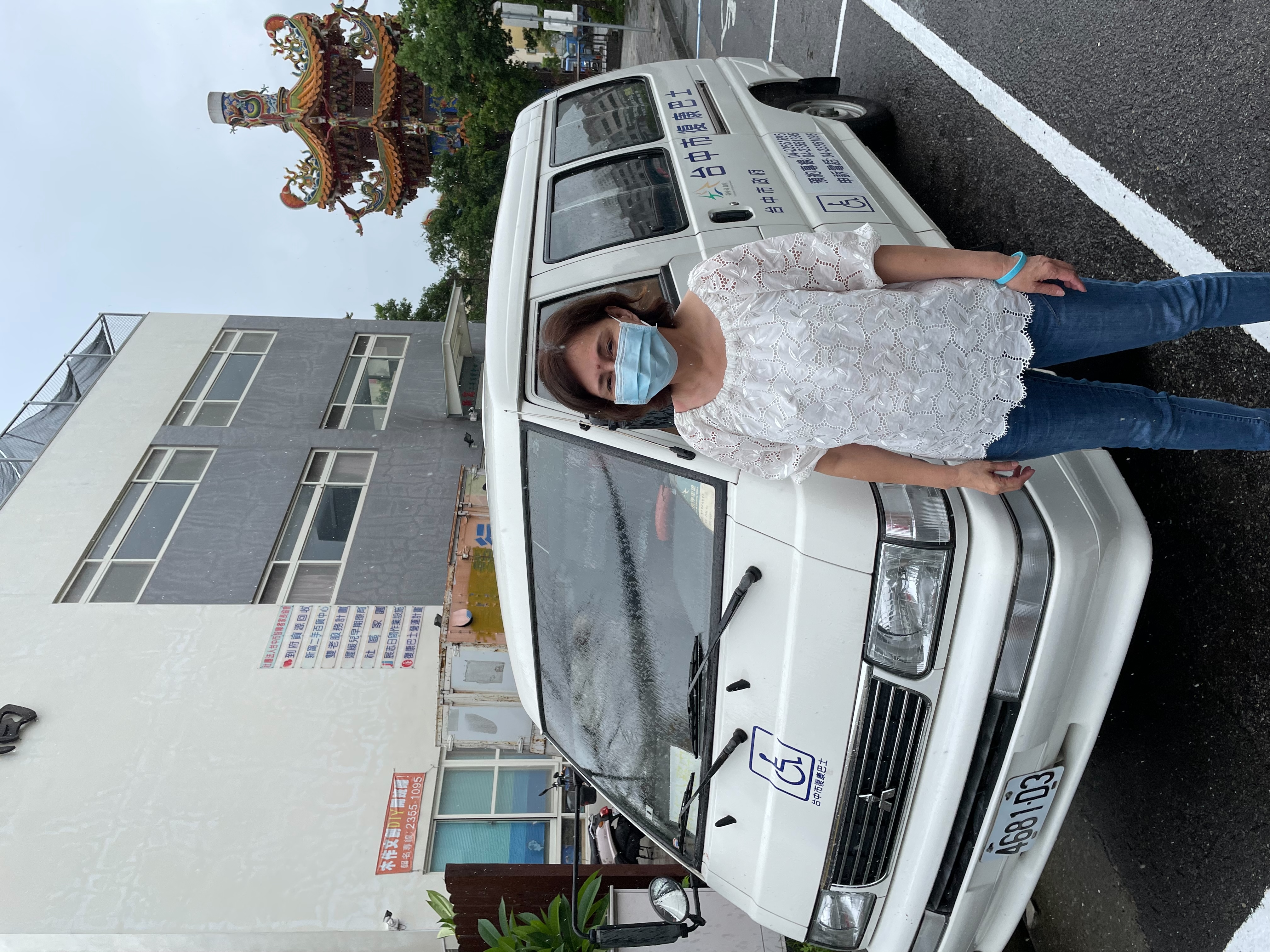 復康巴士避疫使用人少四成 議員籲暫開放亞健康族使用...