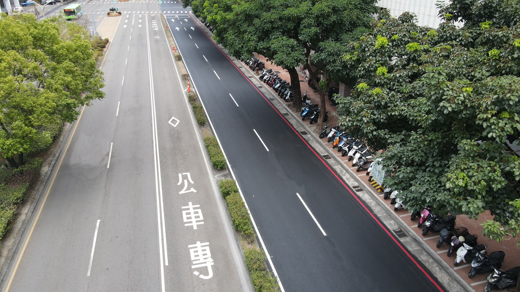 抗疫期間市政建設不偏廢！ 中市「燙平」道路破千條...