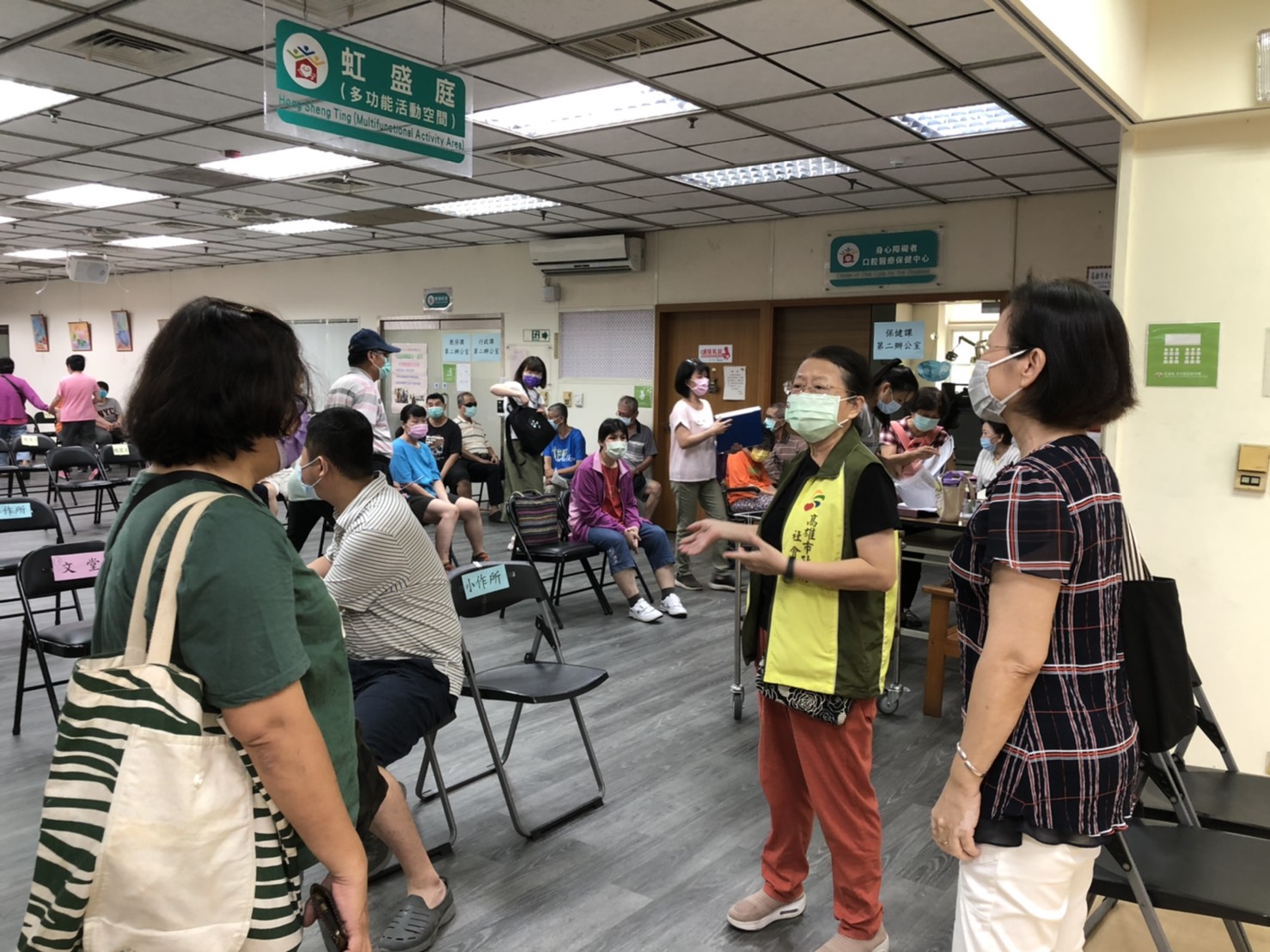 溫暖醫護即興小提琴演奏  社會局無障礙之家星兒、憨兒在...