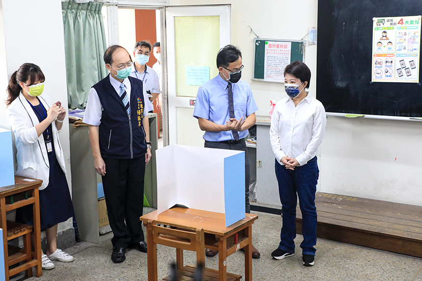 大學指考7/28登場  考生全程戴罩隔板用餐...