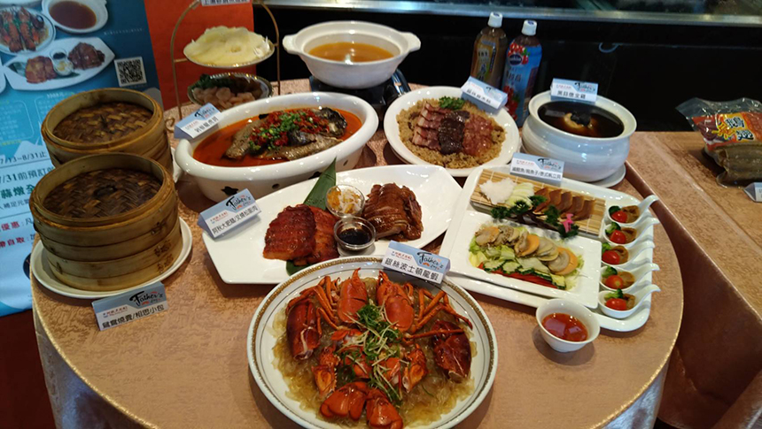 一起「八」節炫「父」　餐廳訂桌送雞湯或小龍蝦...