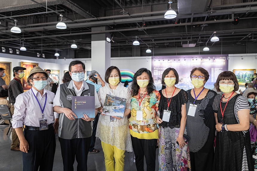 桃園展演中心一檔雙展  飽覽南北油畫之美...
