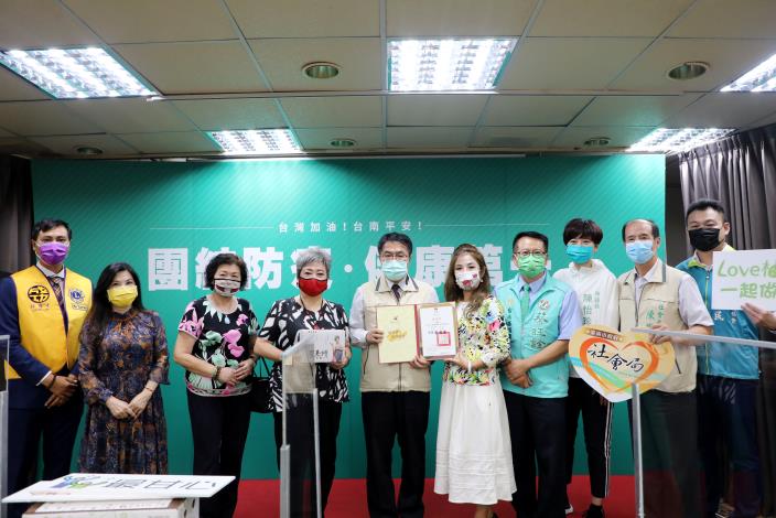 協會號召「購柚贈柚」 助台南弱勢挺台南農民...