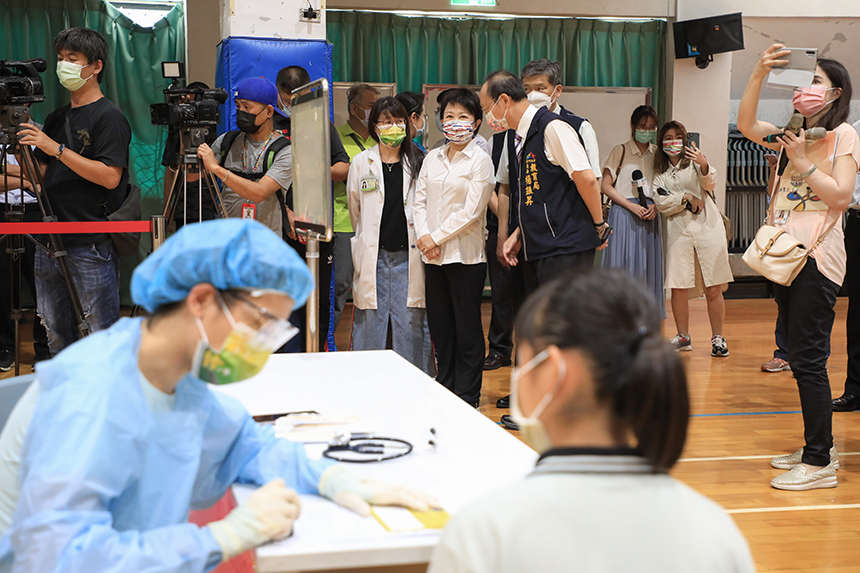 台中又傳醫院打疫苗出包！衛生局:已補打並罰該院停權...