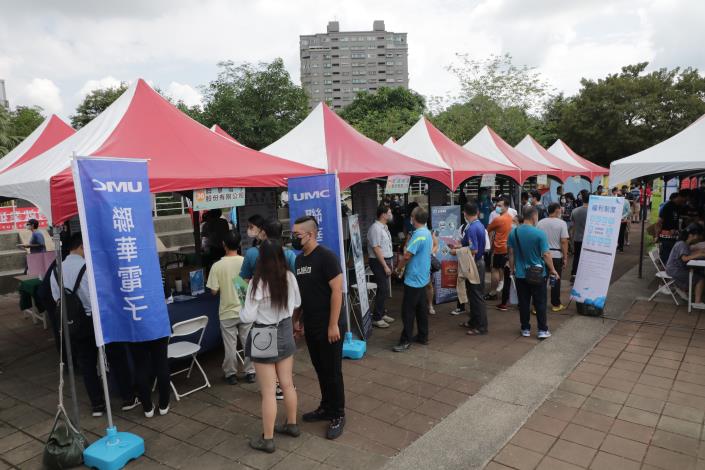 南市積極舉辦大型就博會 盼勞資媒合雙贏...