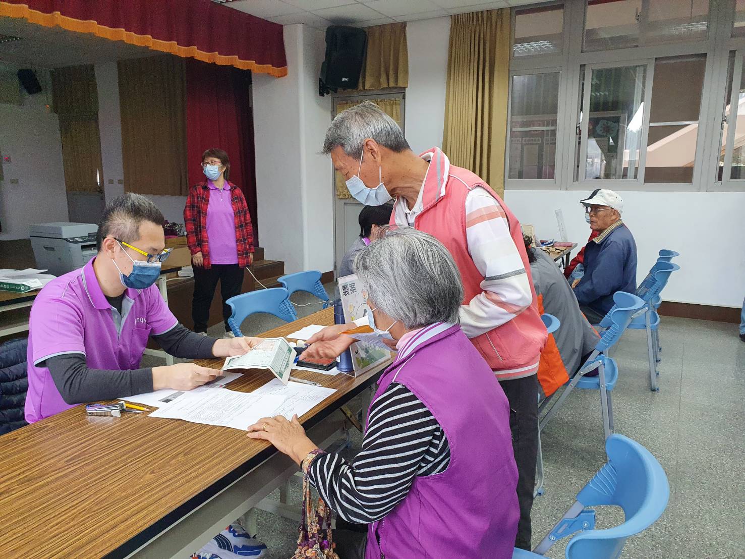 豐原地所供「假日下鄉換發權狀」服務