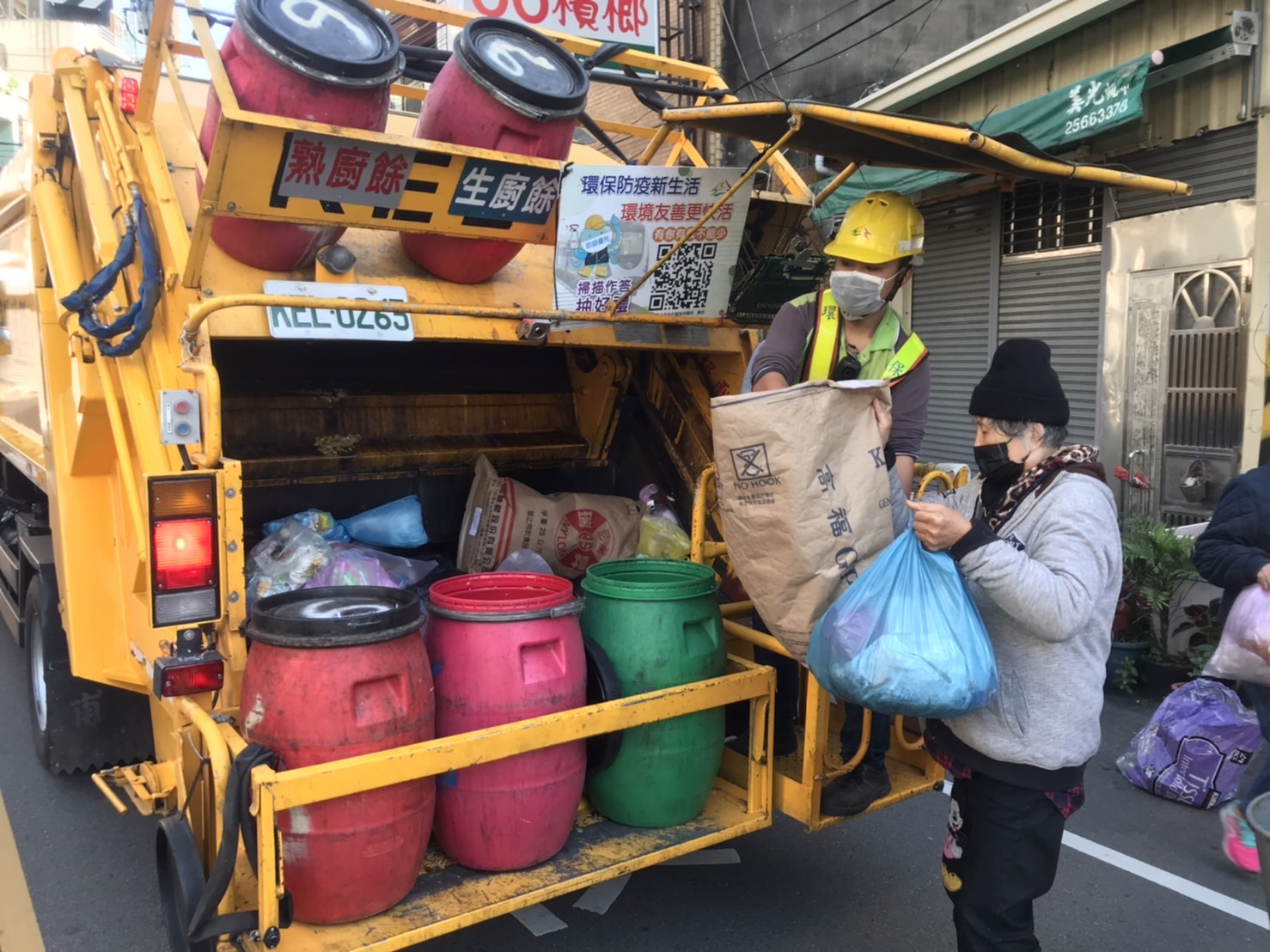 元旦垃圾收運不打烊！ 環保局採定時定點收取