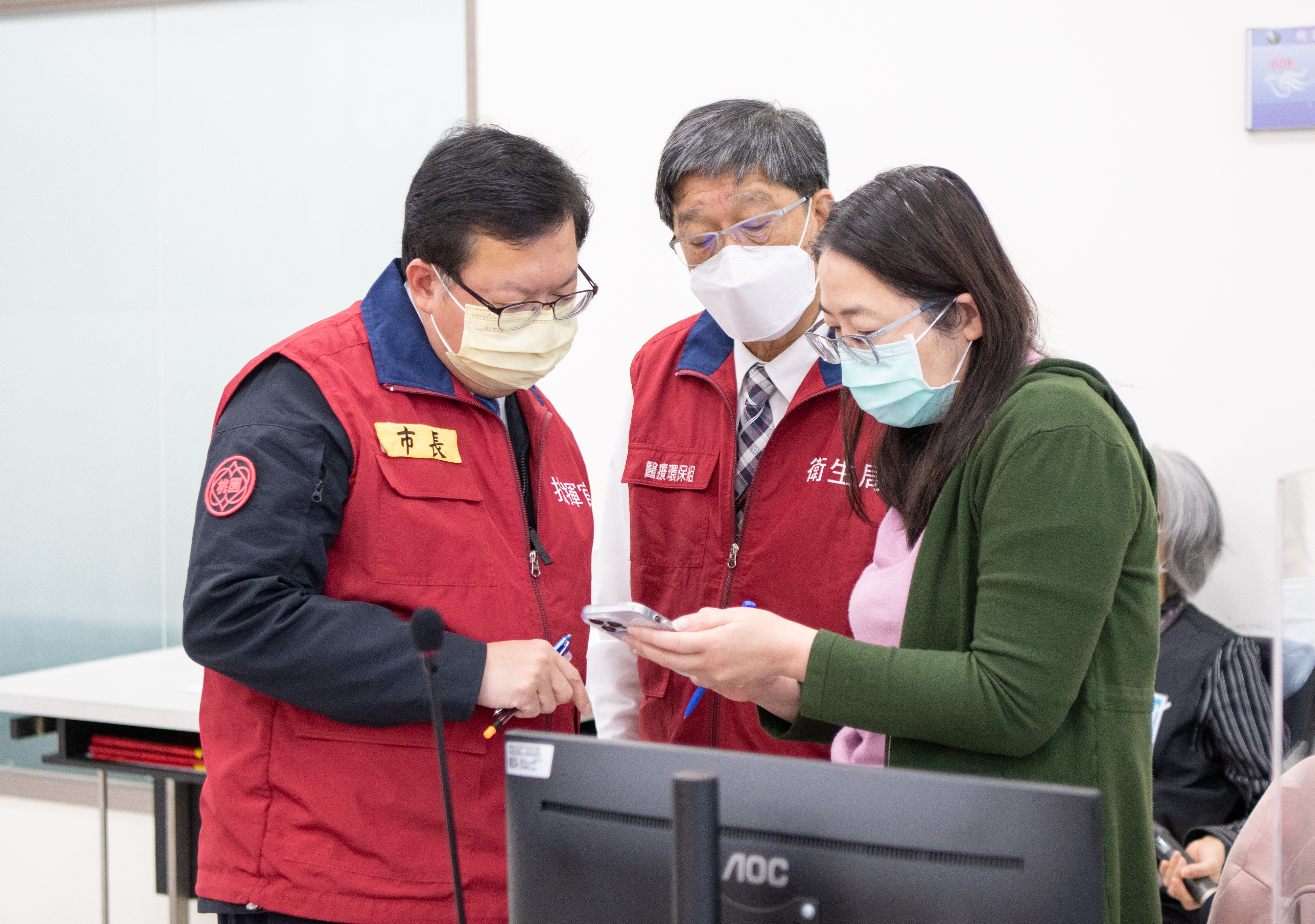 桃市府持續追蹤確診個案 擴大匡列採檢建立社區防護網