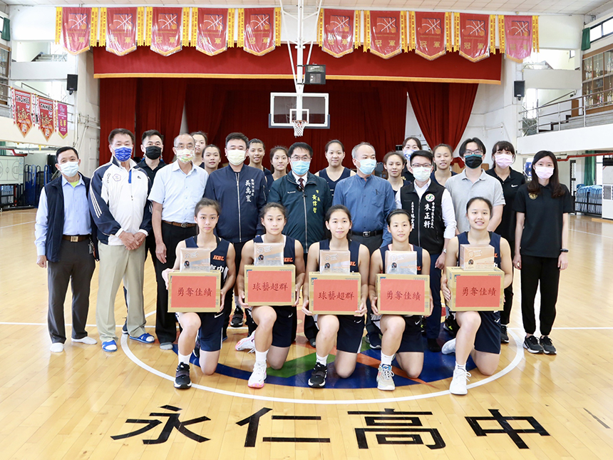 永仁女籃九度闖進HBL四強  黃偉哲勉為青春而戰...