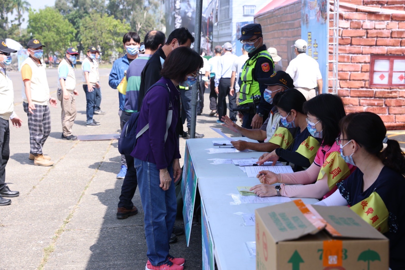 高雄新增4例COVID-19本土個案 陳其邁提醒民眾清明連假落實防...
