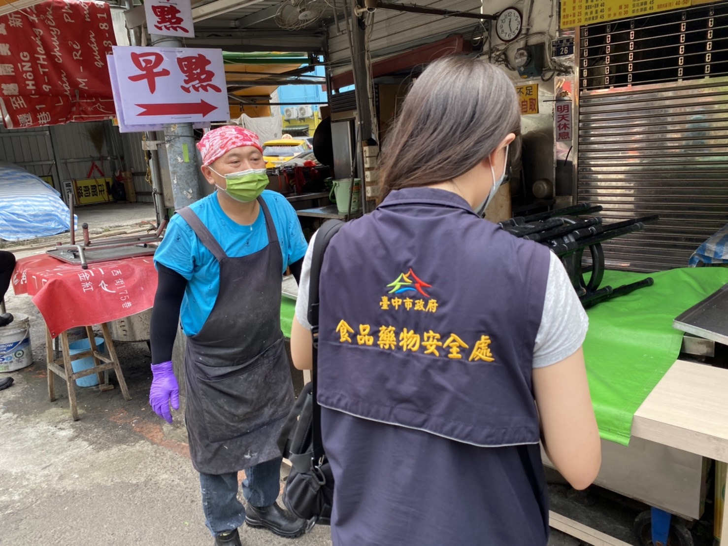 驚！台中早餐店主確診還開店趴趴走 衛生局查實將開罰