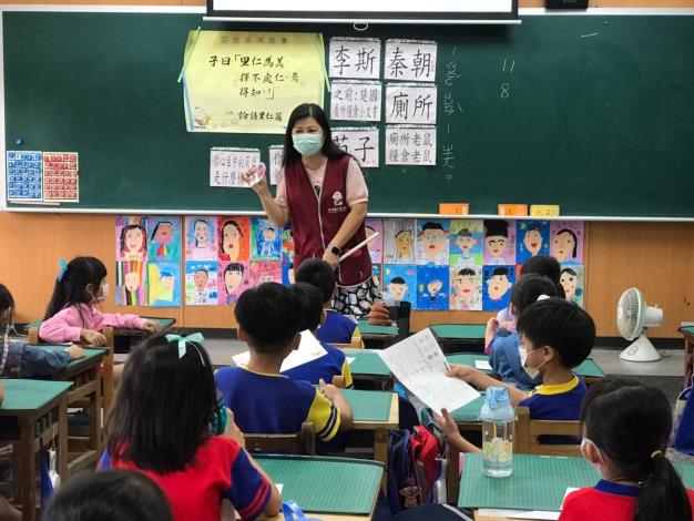 杏壇捷報！臺南市6位師長及大橋國小志工團榮獲杏壇芬芳獎...
