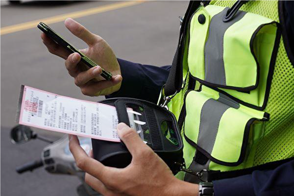 南市府升級科技執法 黃偉哲強調不是處罰 盼更能維護交通...