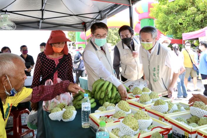 「111年歸仁釋迦節」今日登場　黃偉哲歡迎民眾踴躍採購美...