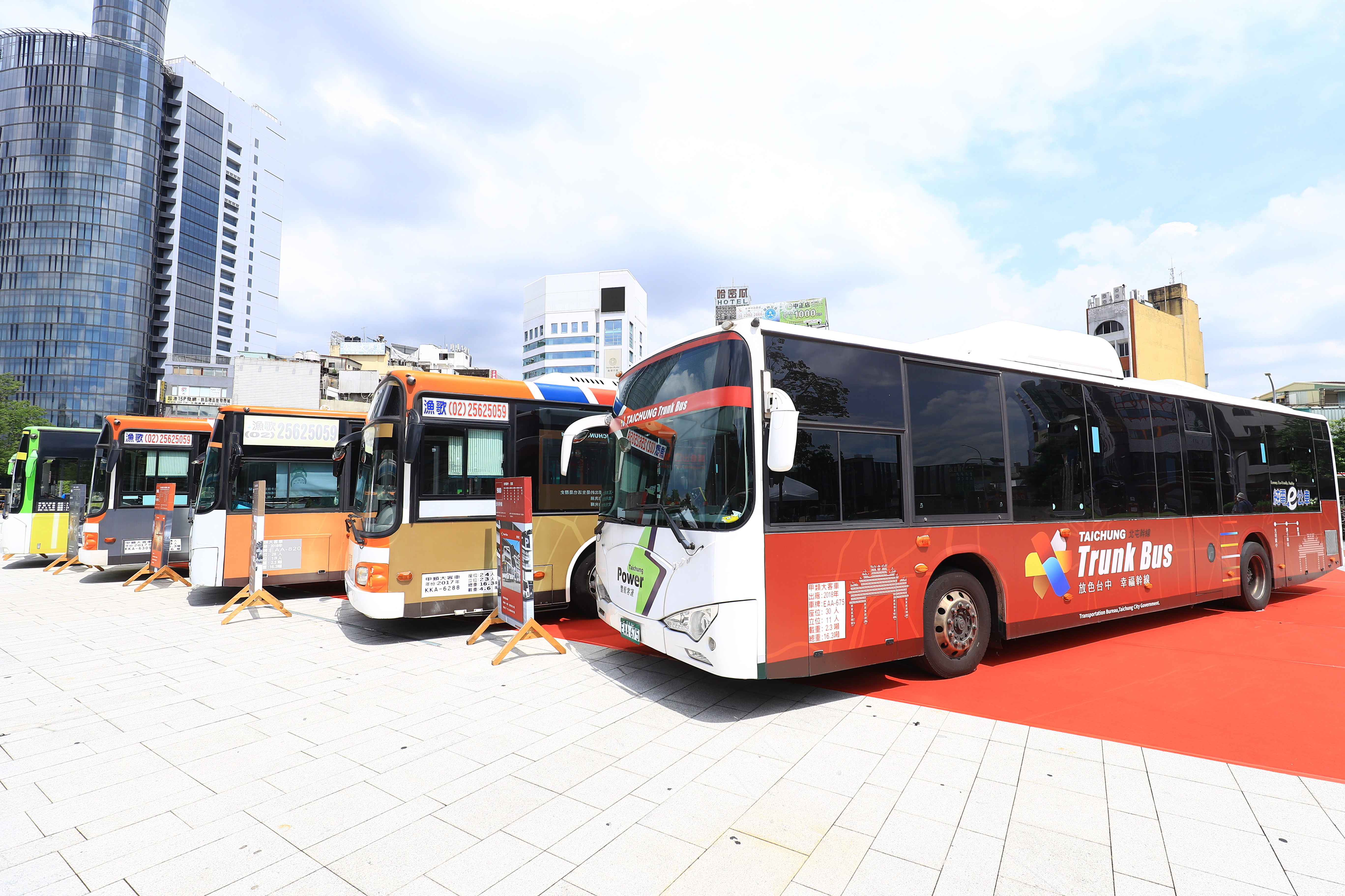 台中幹線公車運量翻倍成長  700路崇德幹線漲幅117%...