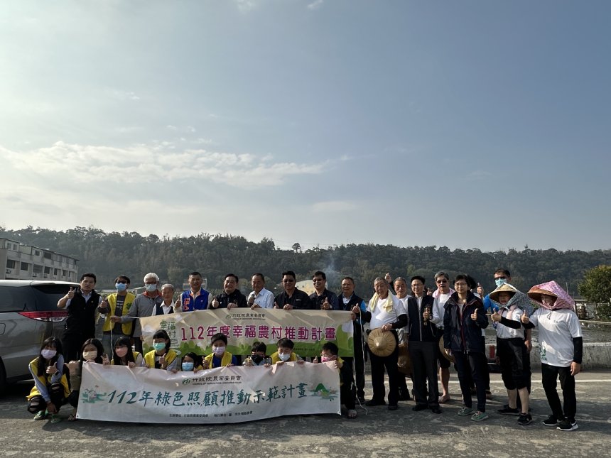 外埔打造1.3公頃彩繪稻田  5種顏色稻秧編織成圖...