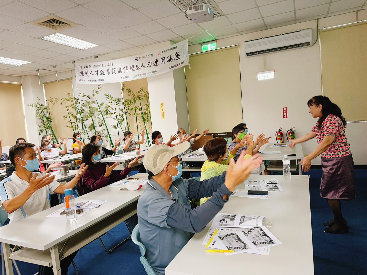 中市銀髮人才服務據點   協助中高齡婦女朋友再就業