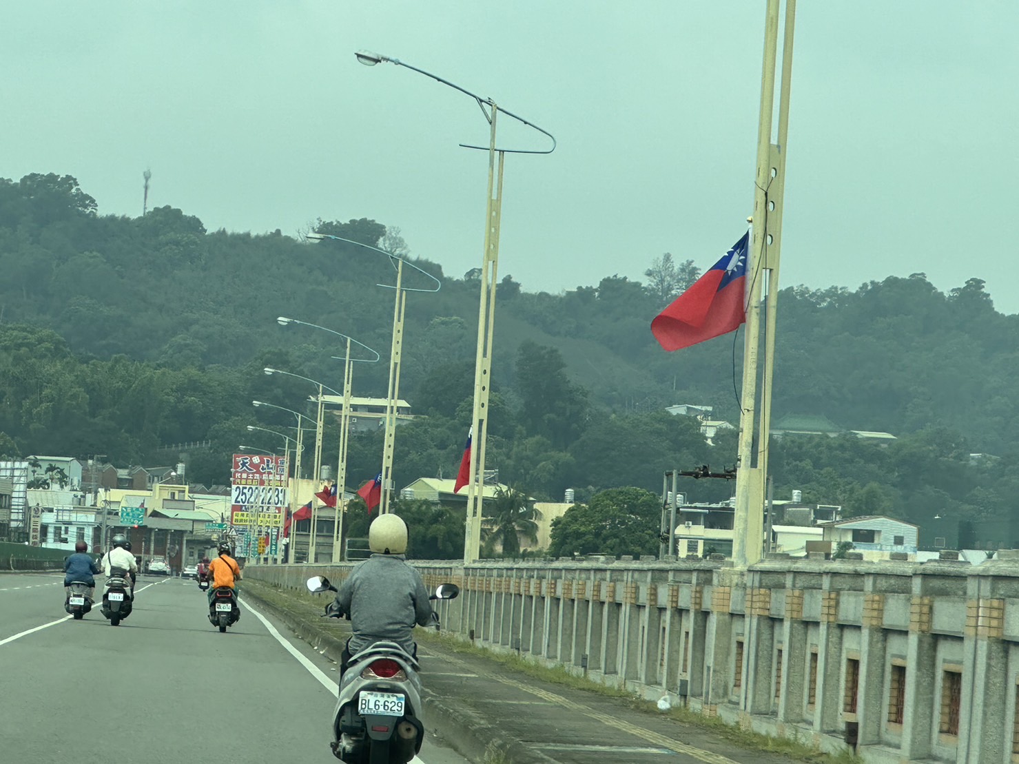 喜迎雙十國慶   壯麗旗海飄揚台中