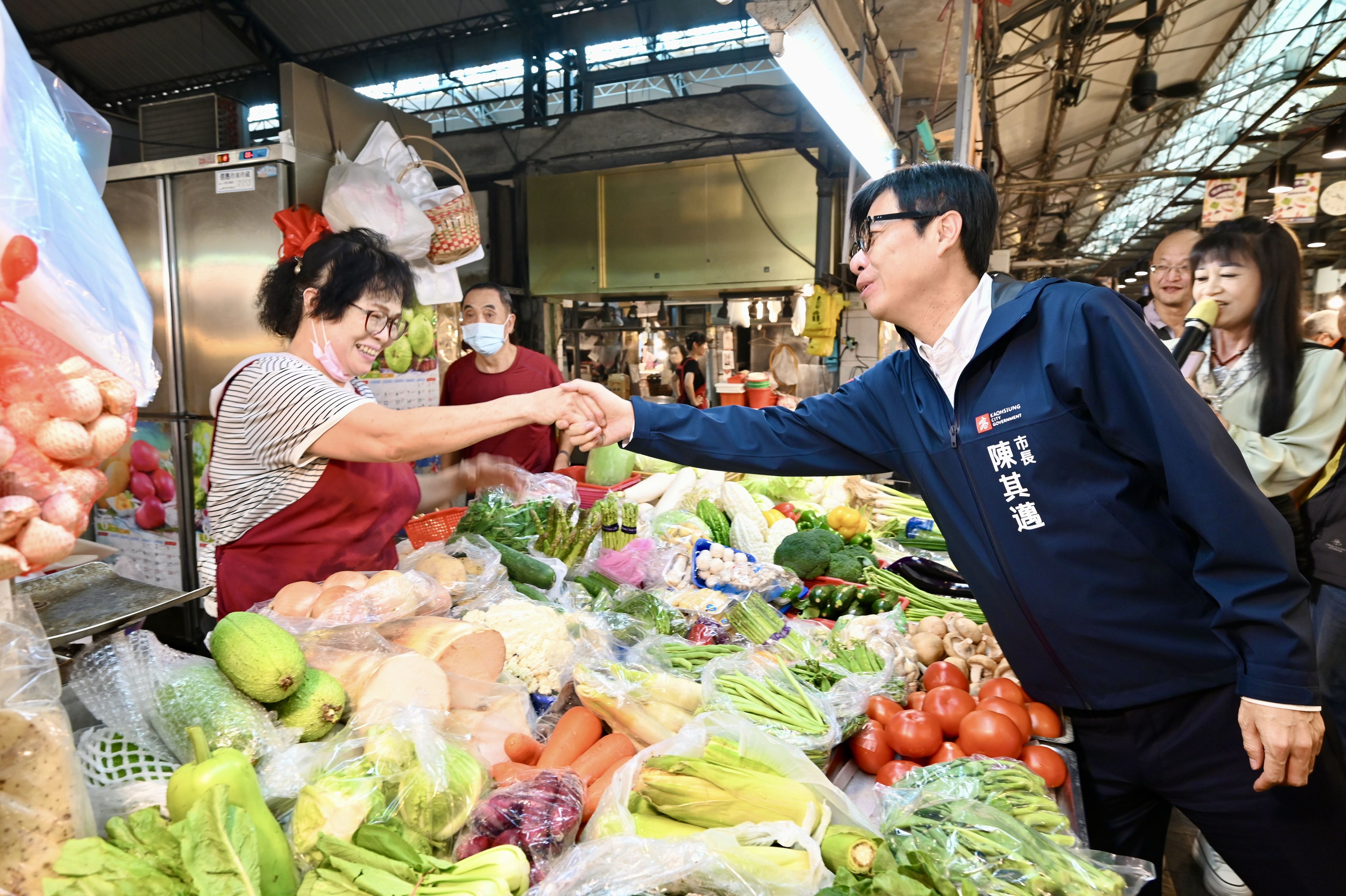 「珍材食料」平台啟用　創意媒合市場與慈善團體  留給真正需要的人