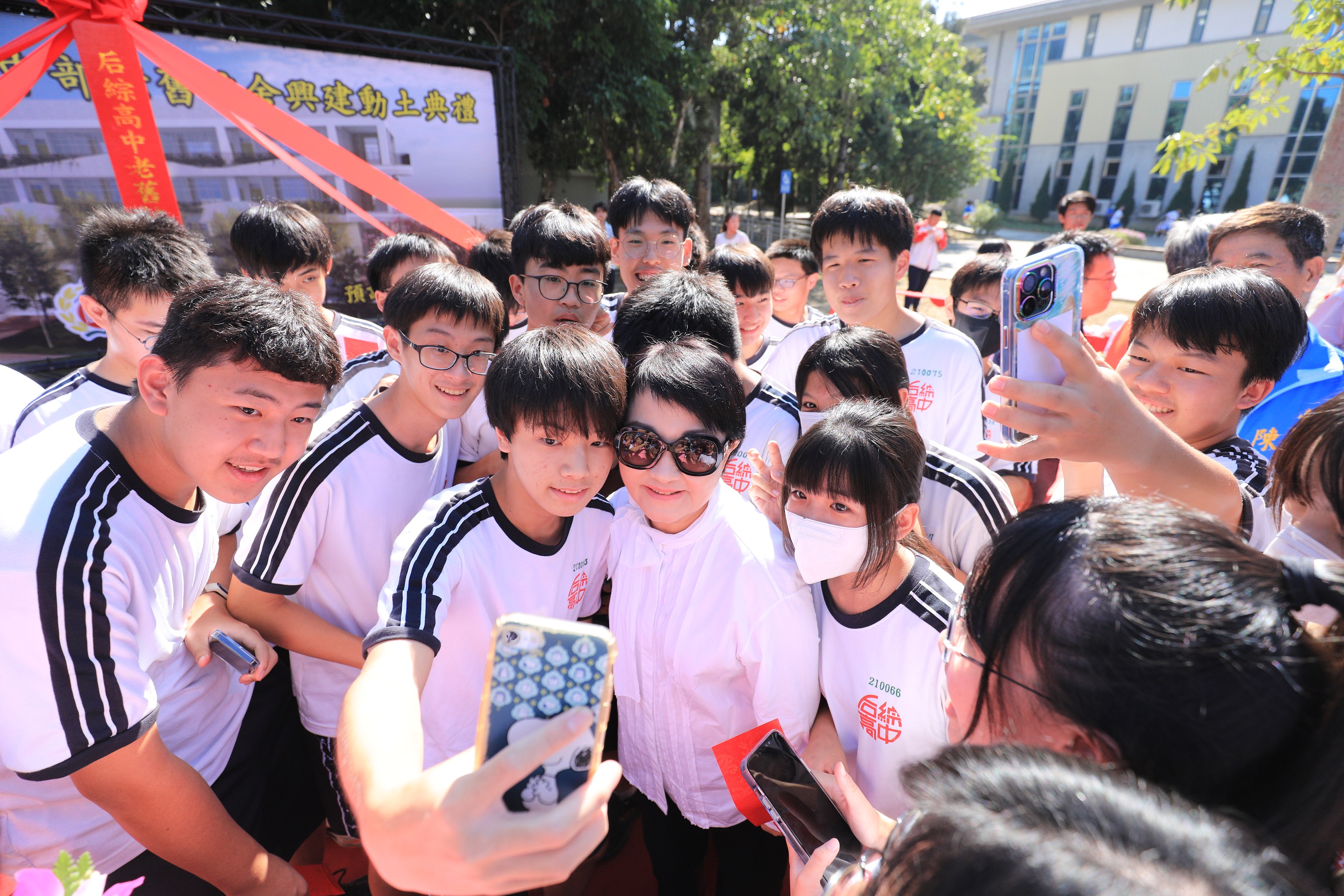 市府重建后綜高中2校舍   盧市長給孩子優質教育環境