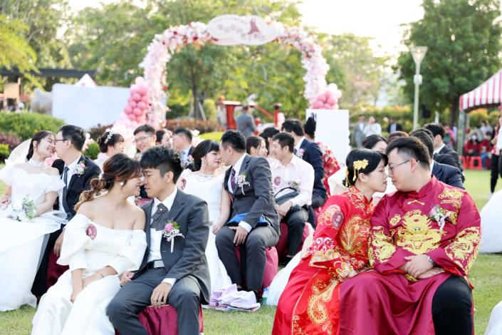 台南聯合婚禮  山上花園水道博物館浪漫登場...