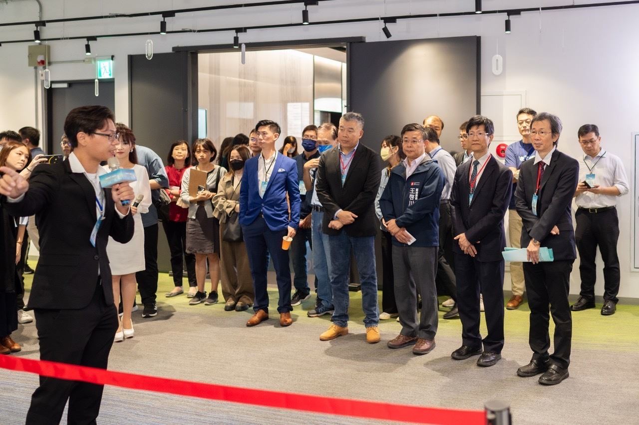 亞灣雲平台微軟加速器12家新創展現豐碩培育成果...