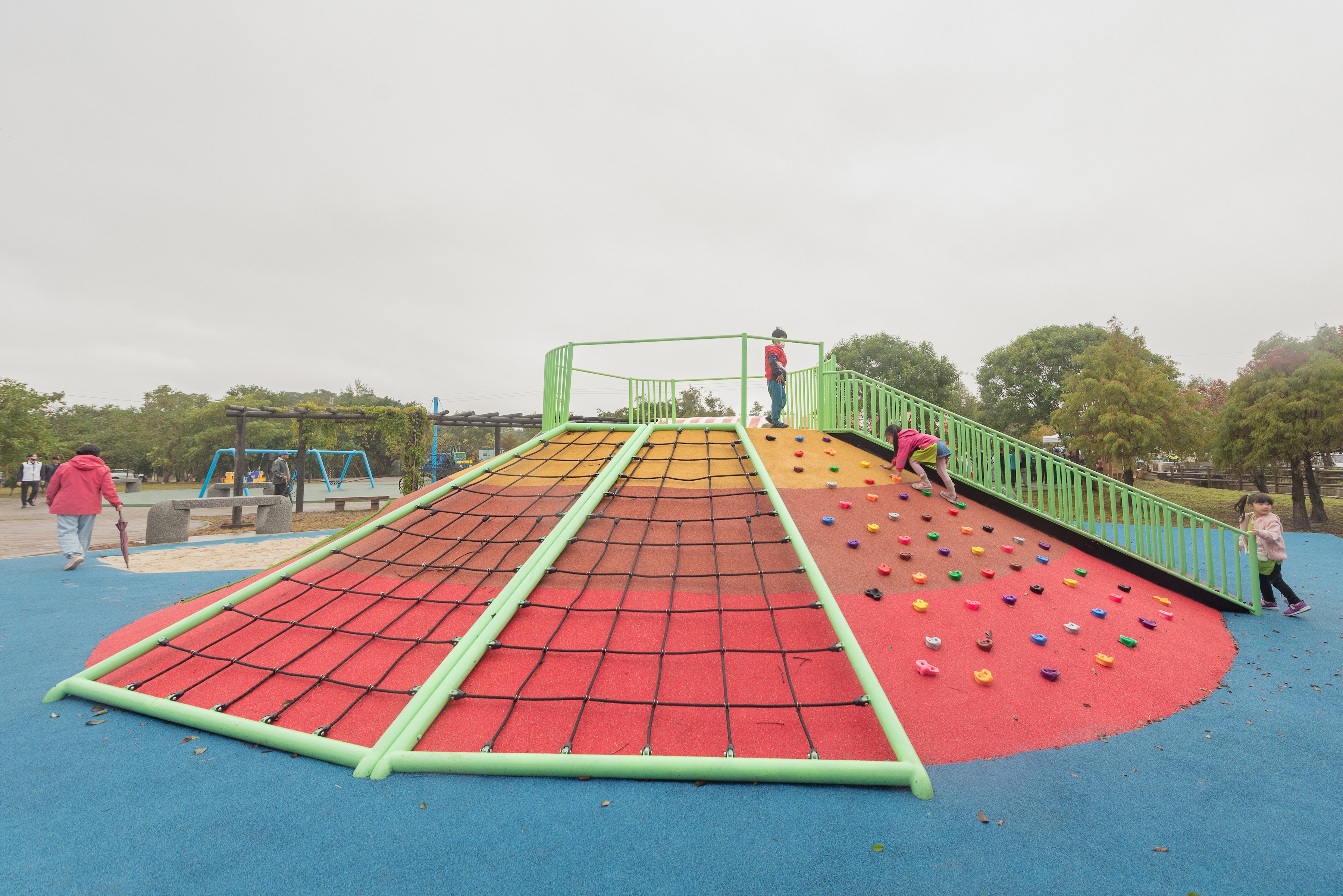 和平森林公園市民活動中心暨兒童遊戲場啟用  提供楊梅區...