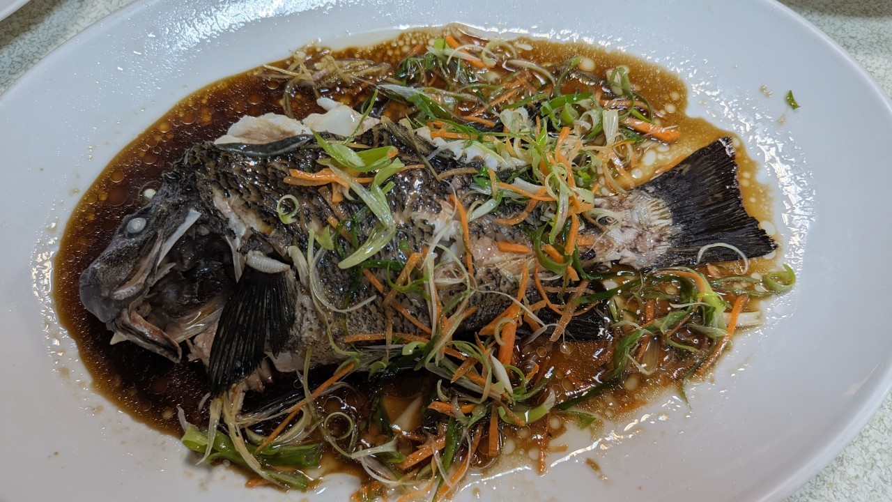 冬季來吃黑毛魚  東北角漁港美食鮮味十足...