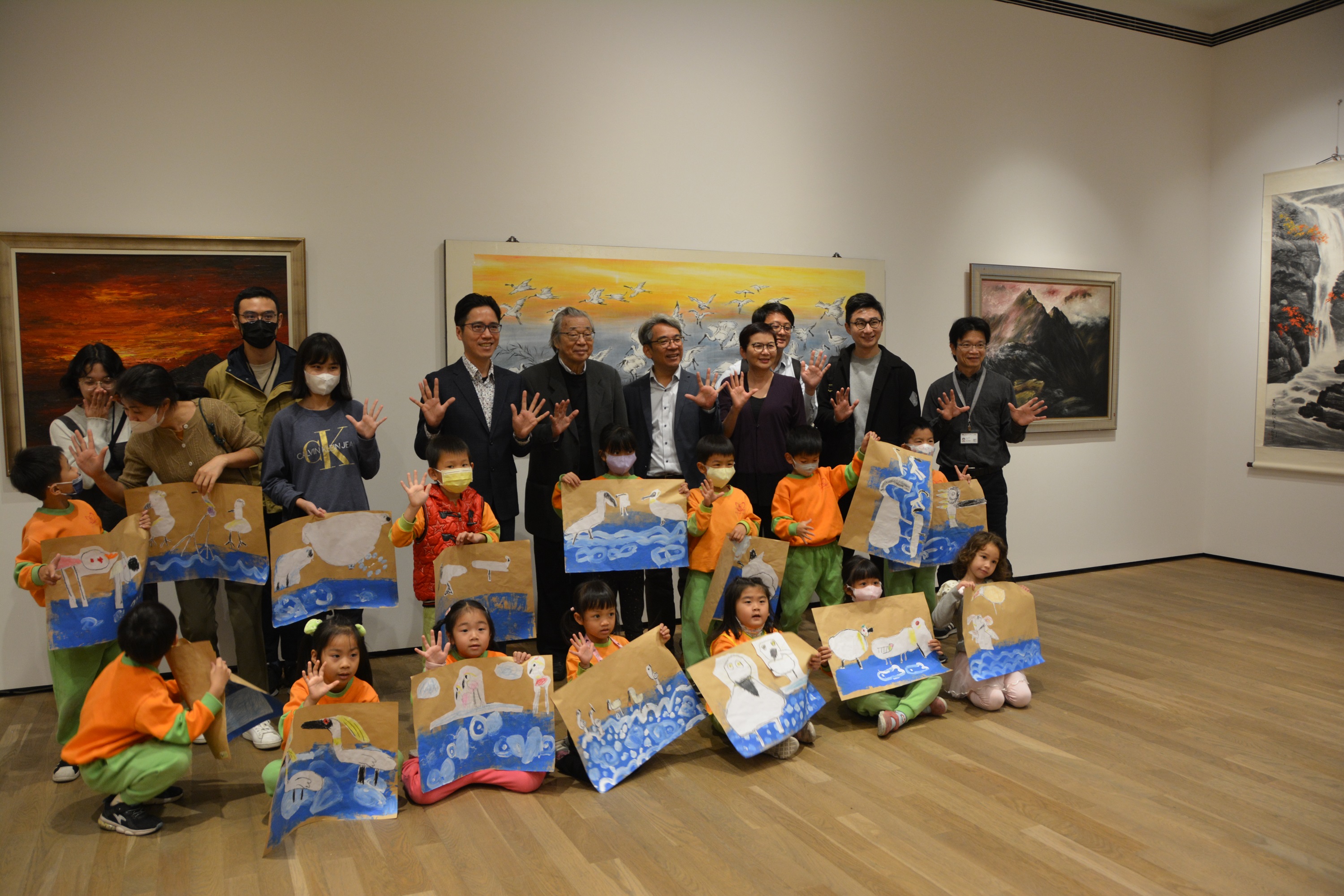 顏聖哲大地行吟彩墨畫展  親子共學  世代傳承...