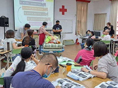 照服員訓練班陸續開課中　打造二度就業熱門選項...