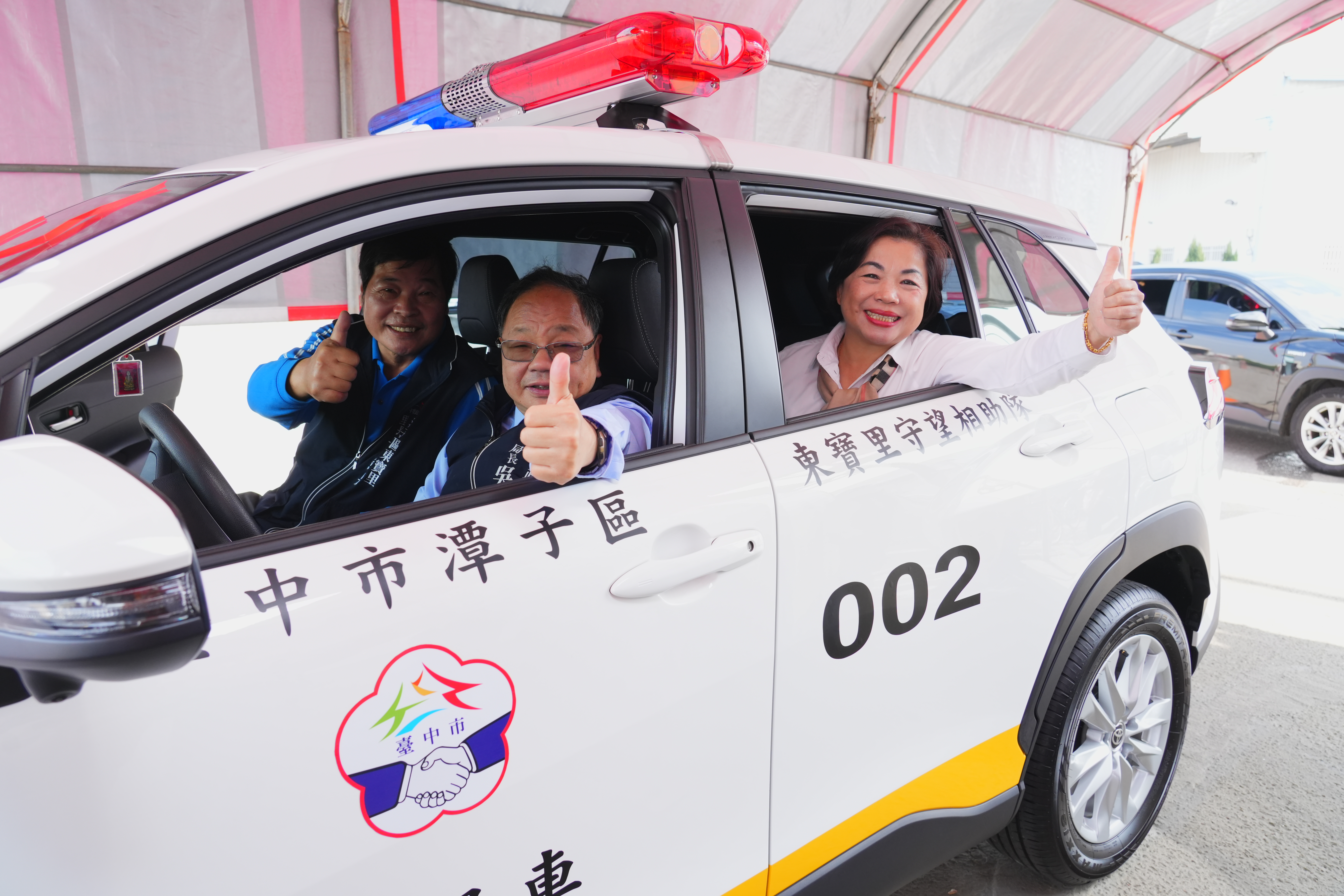 潭子區東寶里添購全新巡邏車 守護鄉里最有力...