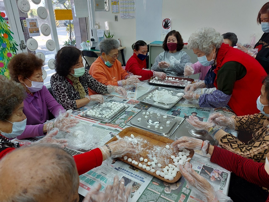 高市廣布醫事C級巷弄長照站  專業健康照護近在咫尺...