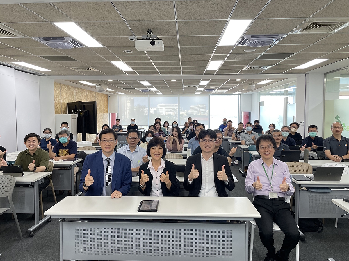 淨零學院開設半年  高市培訓逾千人首長帶頭受訓  目標取得...