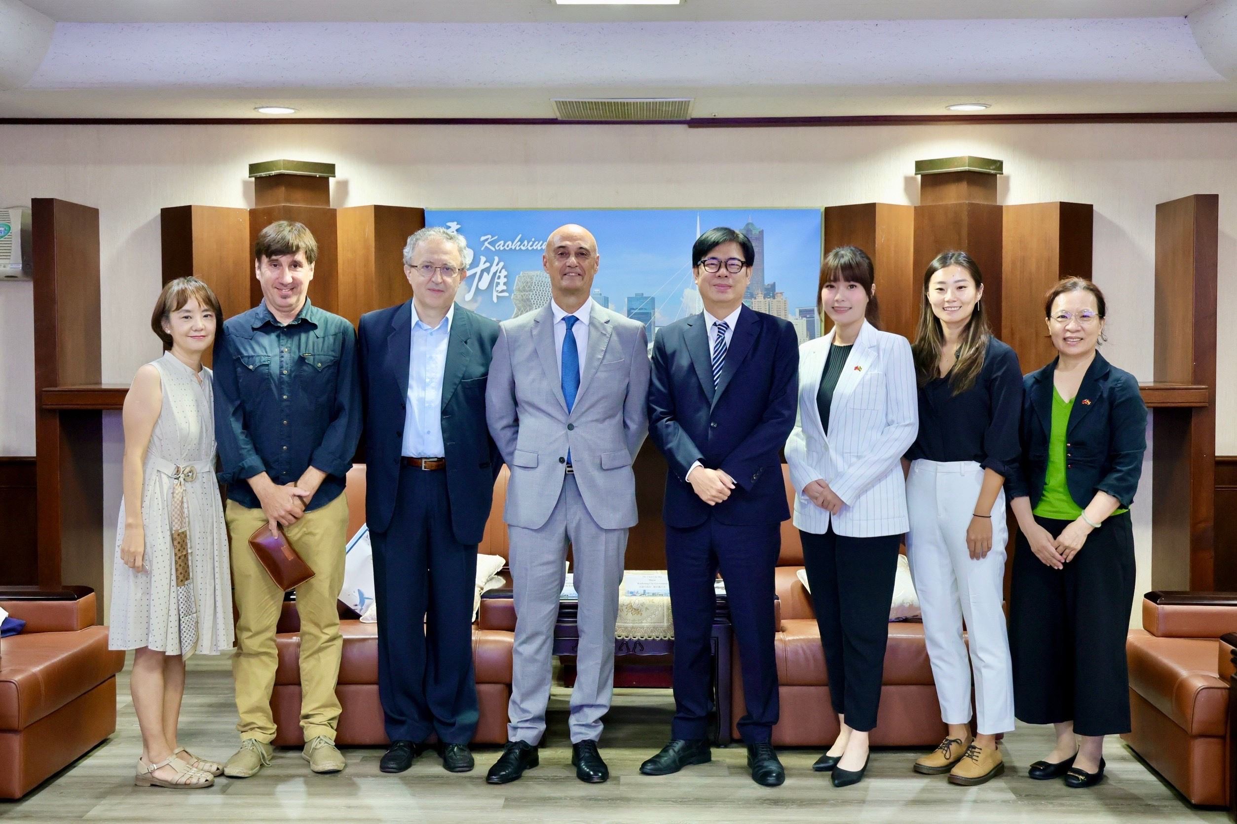 2024西班牙國慶活動首移師高雄 西班牙商務辦事處Eduardo Euba...