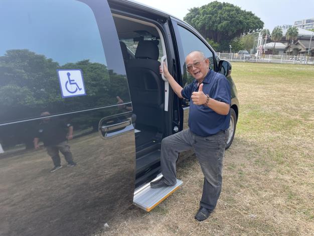 南市5輛新通用計程車再投入服務行動不便者行列  提供更便...