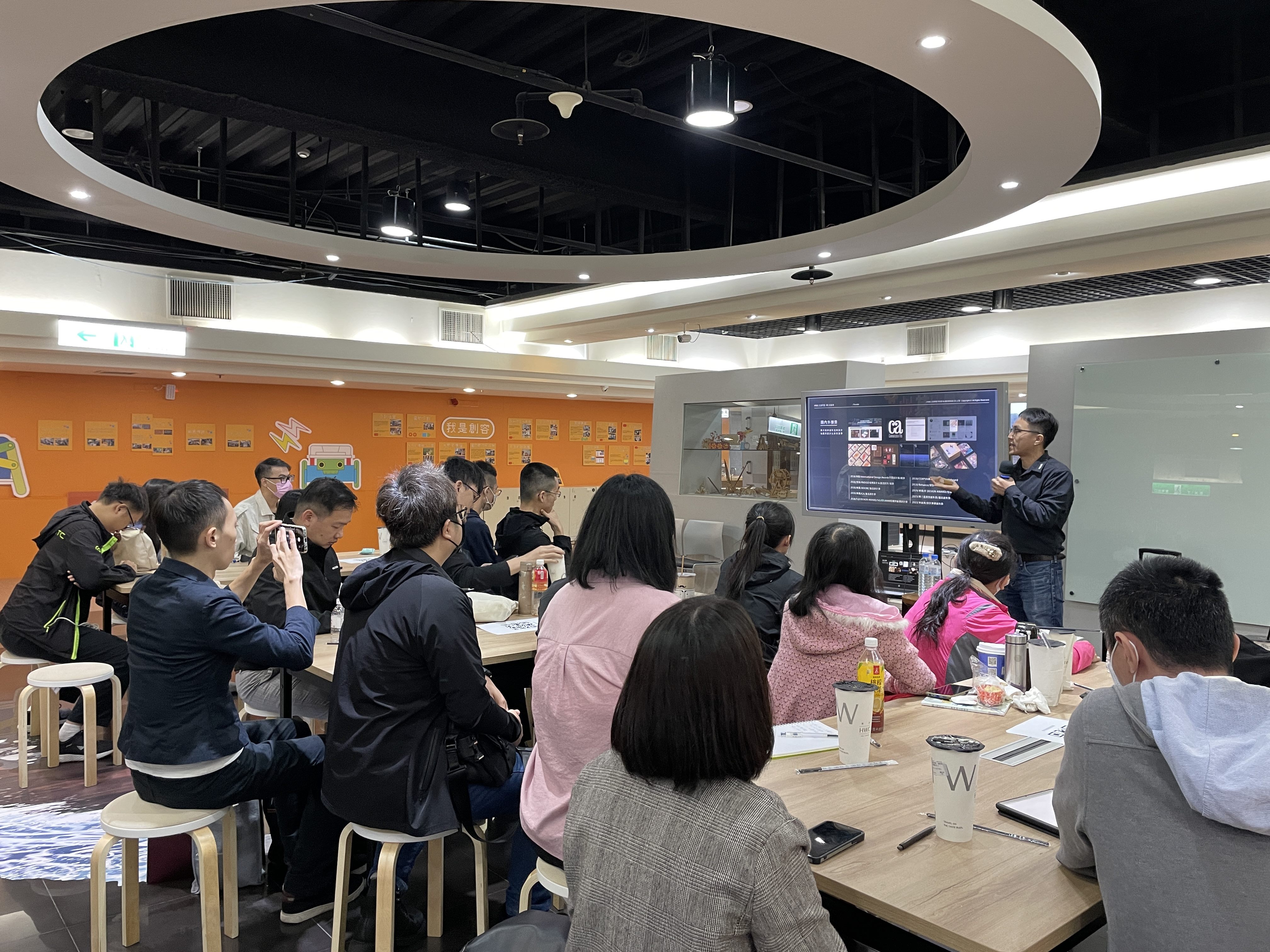 北市青年局受理青創融資貸款    結合青創輔導與補助資源提...