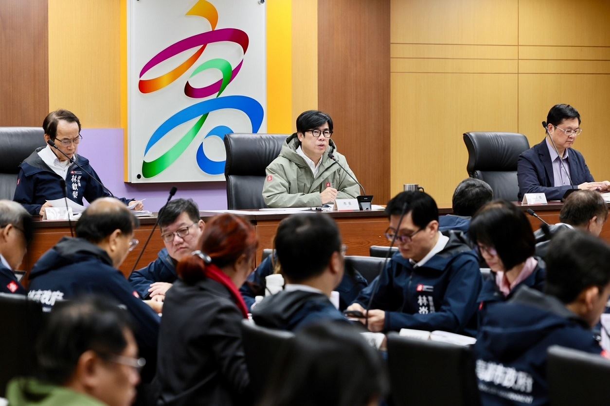 配合高雄產業升級  推動三大主軸課程   加強教師培訓   激...