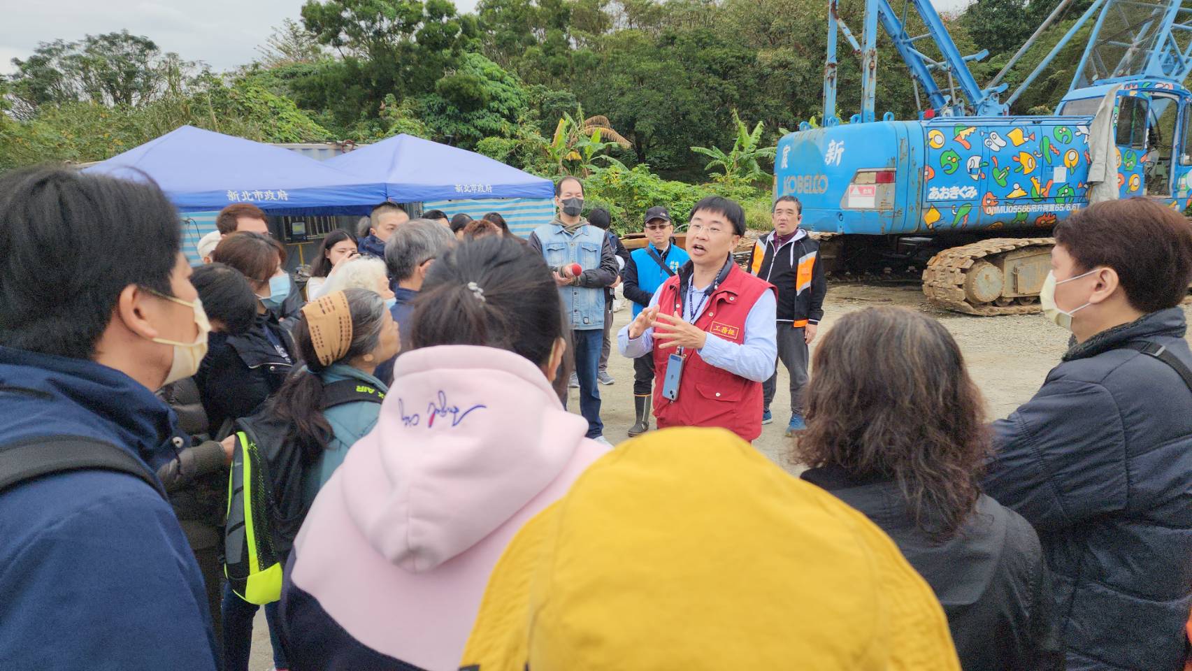 三重建物倒塌住戶開放物品認領    六張街預防性撤離居民當...
