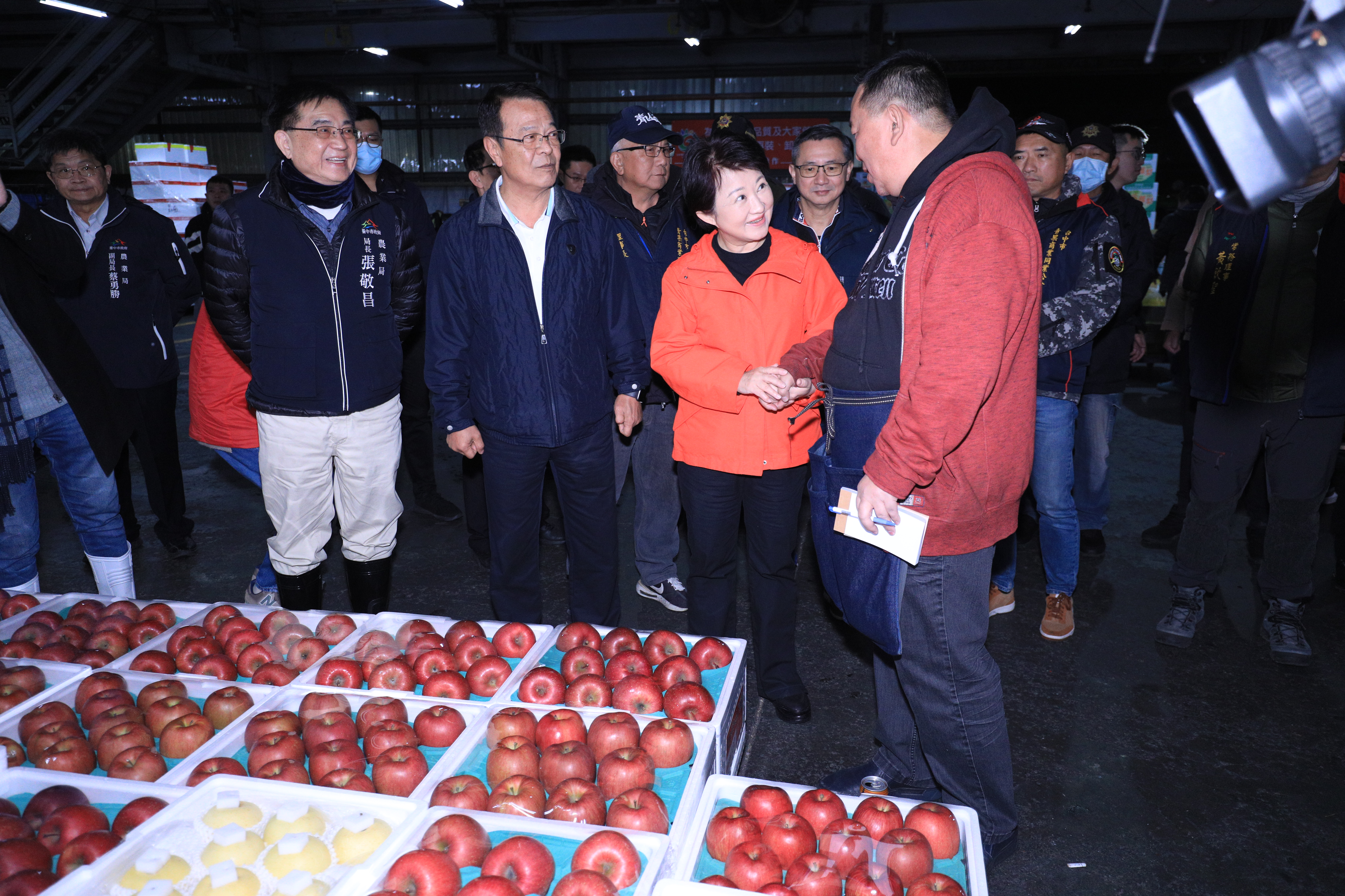關切年節民生消費供需   盧市長視察台中批發市場...