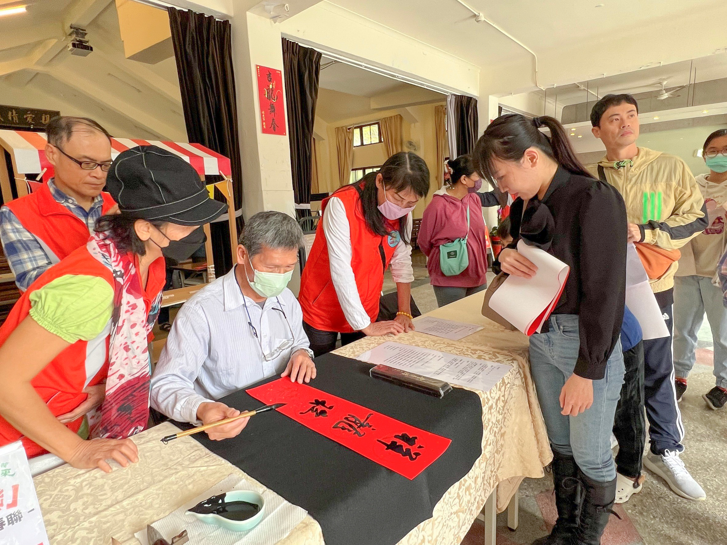 蛇來蛇去～蛇到板橋435訪春神！ 巨大桌遊、各式DIY手作 等...