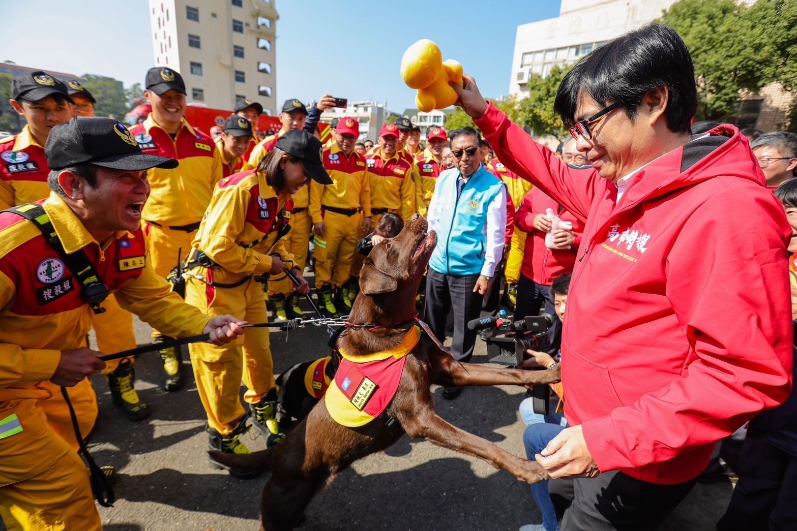 高雄特搜大隊成立 陳其邁盼滿足重型搜救量能 守護市民安全