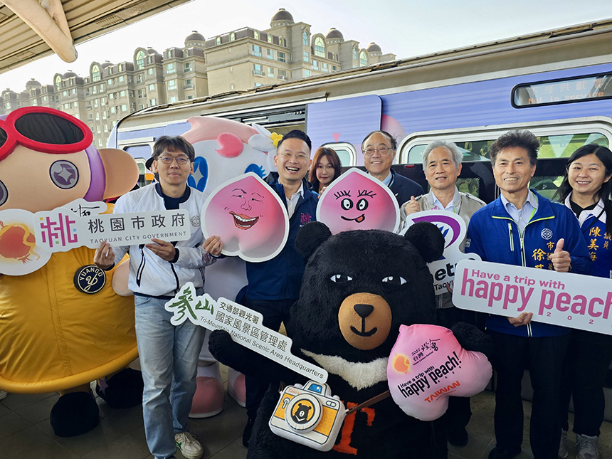 彩繪捷運「快樂桃子號」發表  蘇俊賓：機場捷運化身燈會...
